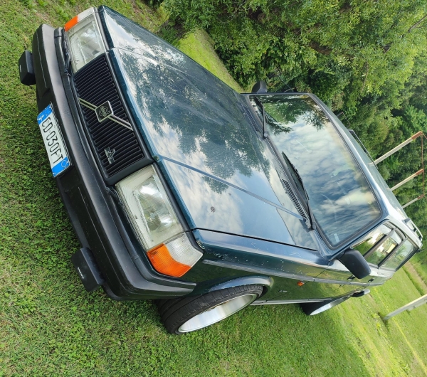 Foto Volvo 330